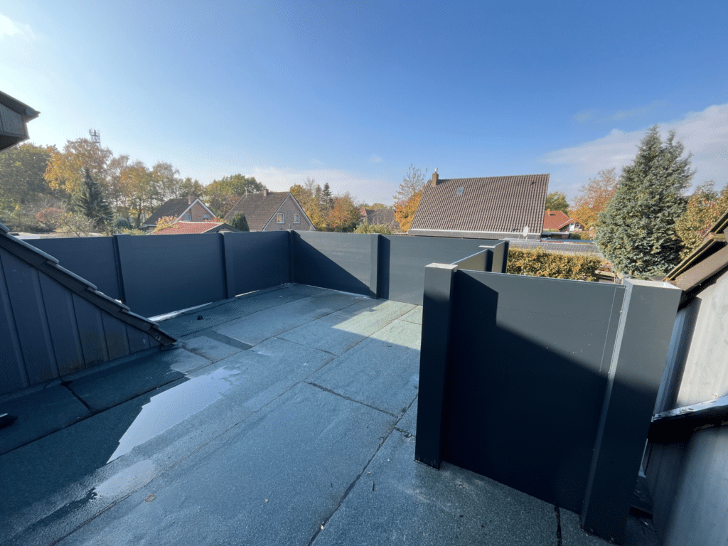 Terravista Terrassenüberdachung und Carports Meppen - Aluminiumzaun